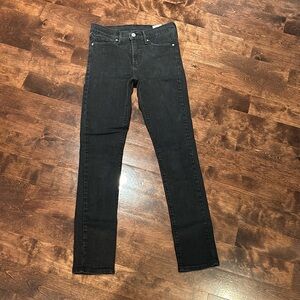 Levi’s black jeans